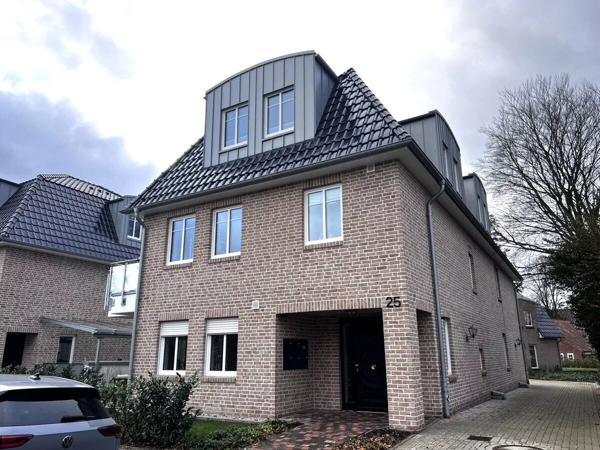 Immobilienangebot - Oldenburg - Alle - Zweitbezug - charmante 2-Zimmer-Wohnung mit Terrasse