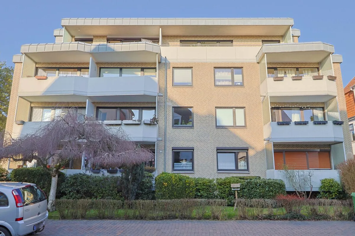 Immobilienangebot - Oldenburg - Alle - Kapitalanlage im begehrten Ziegelhofviertel: Großzügige 2-Zimmer-Wohnung mit Balkon