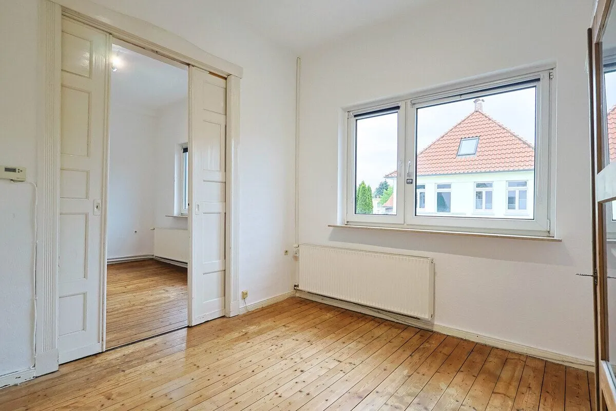 Immobilienangebot - Oldenburg - Alle - Modernisiertes Stadthaus in Oldenburg Nadorst mit flexiblen Nutzungsmöglichkeiten