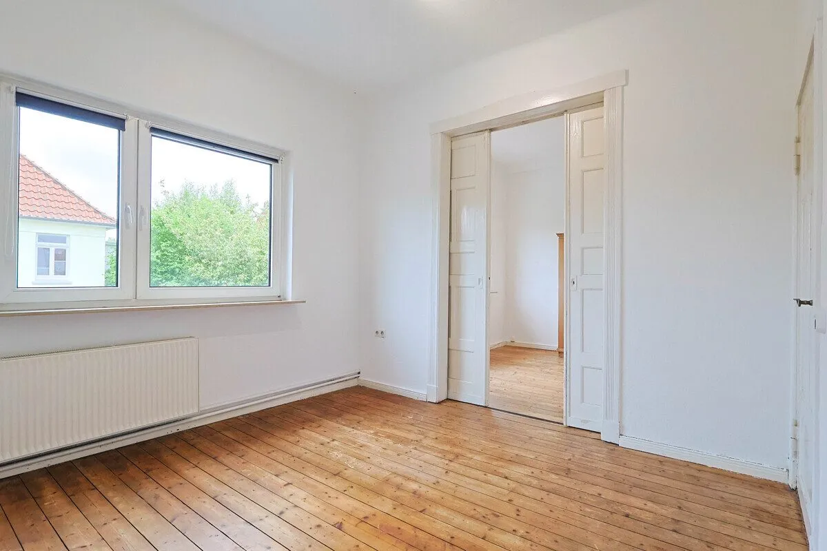 Immobilienangebot - Oldenburg - Alle - Modernisiertes Stadthaus in Oldenburg Nadorst mit flexiblen Nutzungsmöglichkeiten