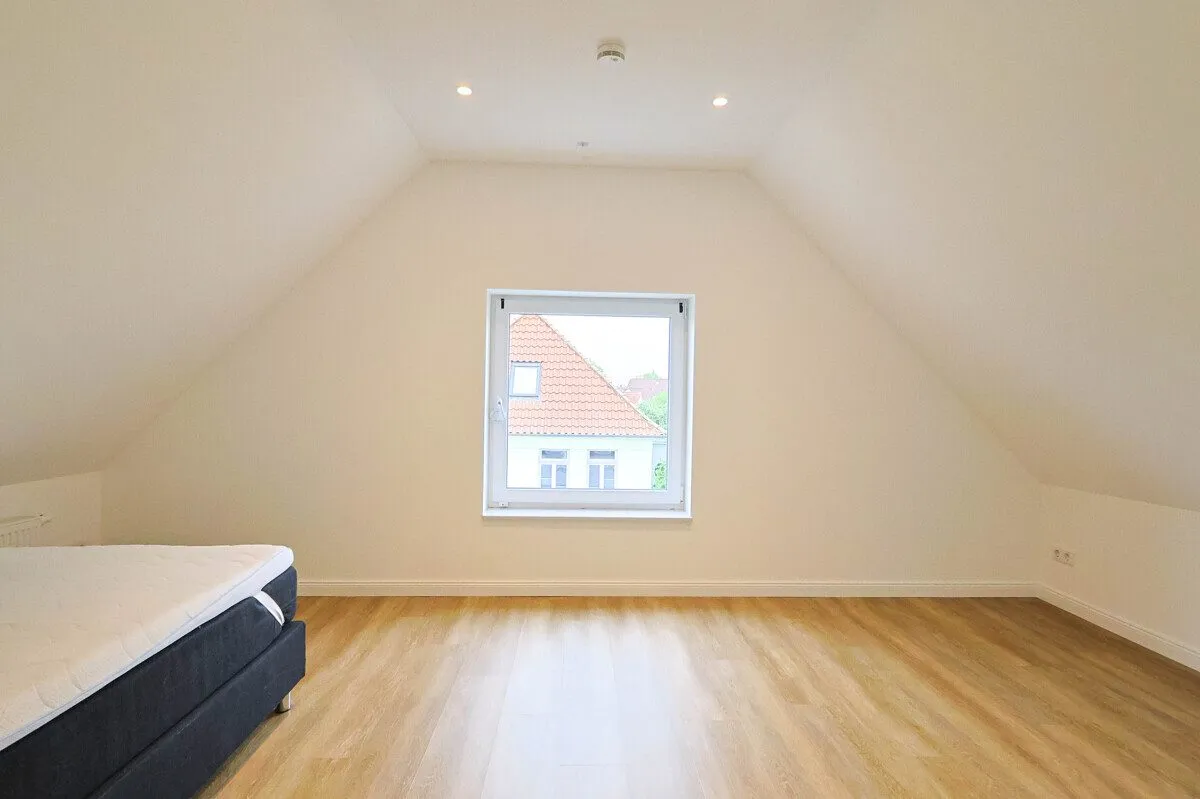 Immobilienangebot - Oldenburg - Alle - Modernisiertes Stadthaus in Oldenburg Nadorst mit flexiblen Nutzungsmöglichkeiten