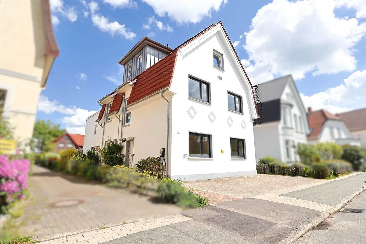 Immobilienangebot - Oldenburg - Alle - Modernisiertes Stadthaus in Oldenburg Nadorst mit flexiblen Nutzungsmöglichkeiten
