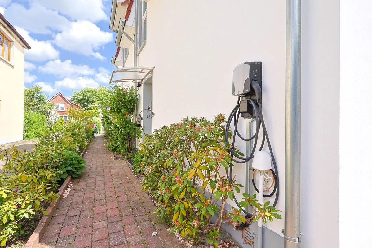 Immobilienangebot - Oldenburg - Alle - Modernisiertes Stadthaus in Oldenburg Nadorst mit flexiblen Nutzungsmöglichkeiten