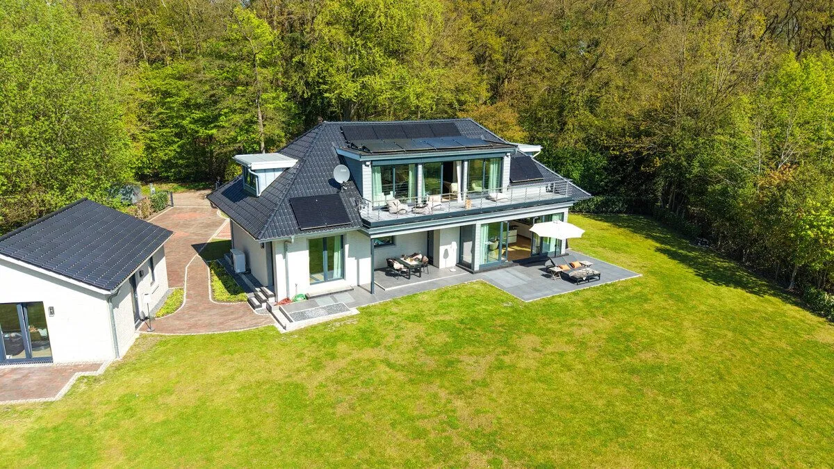Immobilienangebot - Bad Zwischenahn - Alle - Exklusive, traumhafte Villa mit Blick auf das Zwischenahner Meer