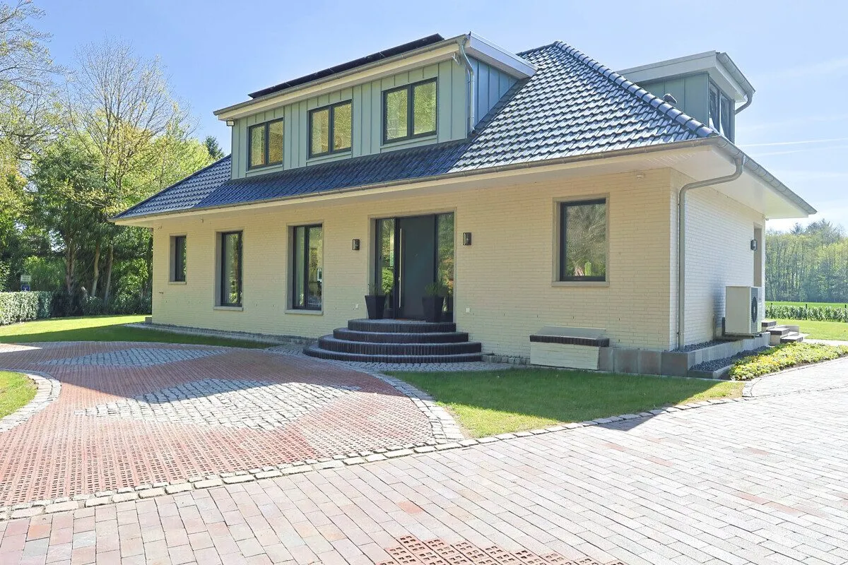 Immobilienangebot - Bad Zwischenahn - Alle - Exklusive, traumhafte Villa mit Blick auf das Zwischenahner Meer