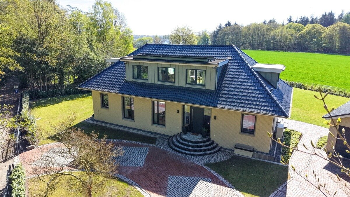 Immobilienangebot - Bad Zwischenahn - Alle - Exklusive, traumhafte Villa mit Blick auf das Zwischenahner Meer
