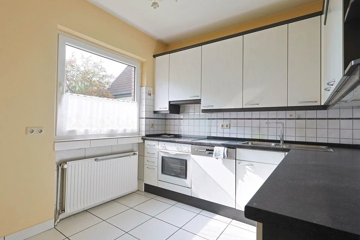 Immobilienangebot - Oldenburg - Alle - Ruhig gelegenes Haus in Bürgerfelde mit vermieteter Einliegerwohnung