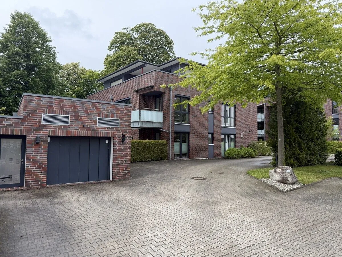 Immobilienangebot - Oldenburg - Alle - Tiefgaragenstellplatz zu vermieten