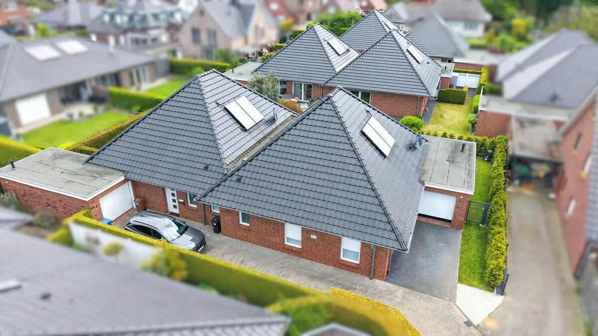 Immobilienangebot - Bad Zwischenahn - Alle - Attraktive Anlagemöglichkeit mit fünf Doppelhaushälften im Bungalowstil