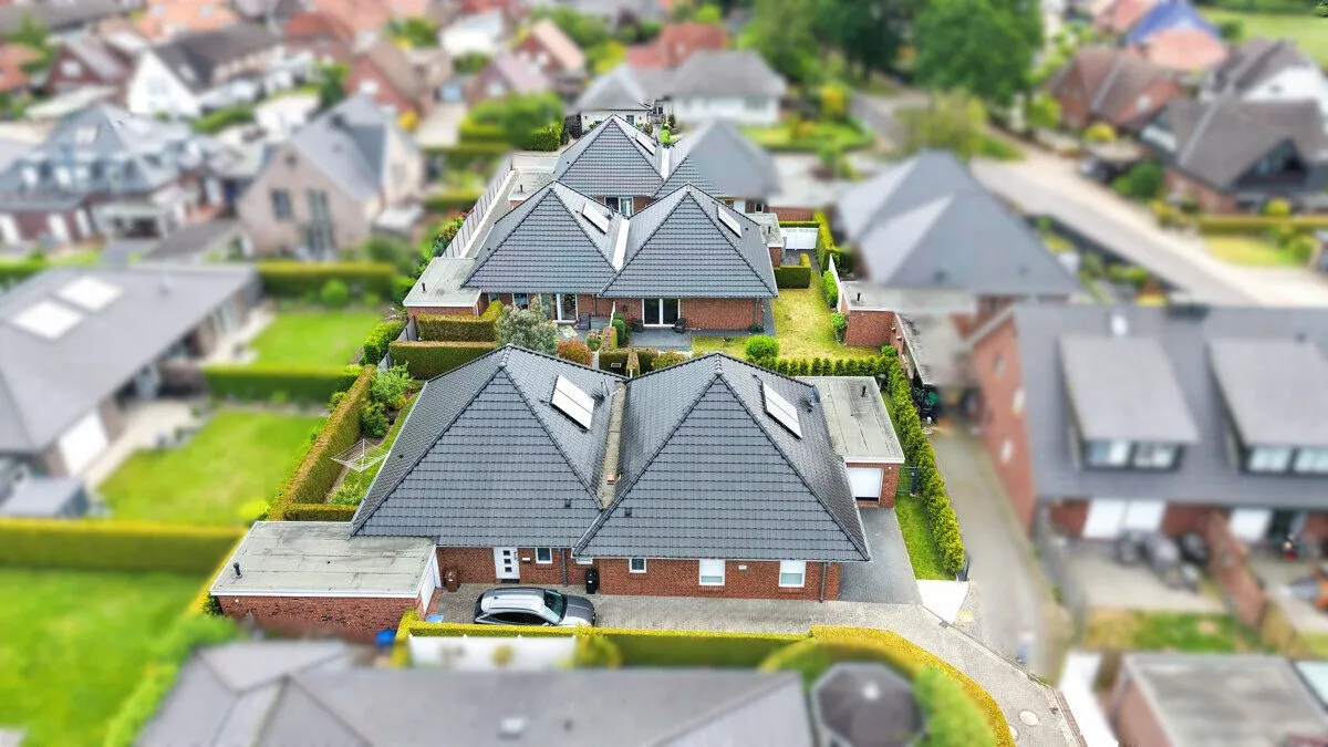 Immobilienangebot - Bad Zwischenahn - Alle - Attraktive Anlagemöglichkeit mit fünf Doppelhaushälften im Bungalowstil