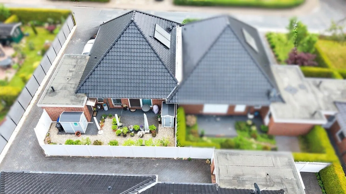 Immobilienangebot - Bad Zwischenahn - Alle - Attraktive Anlagemöglichkeit mit fünf Doppelhaushälften im Bungalowstil