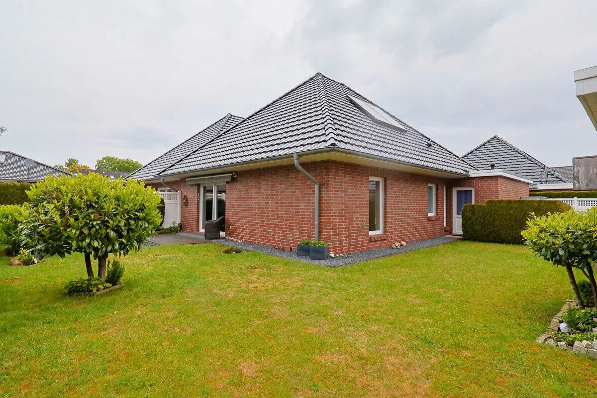 Immobilienangebot - Bad Zwischenahn - Alle - Attraktive Anlagemöglichkeit mit fünf Doppelhaushälften im Bungalowstil