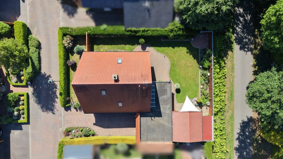 Immobilienangebot - Wiefelstede - Alle - Familienfreundliches Einfamilienhaus mit schönem Garten und Doppelcarport in Metjendorf