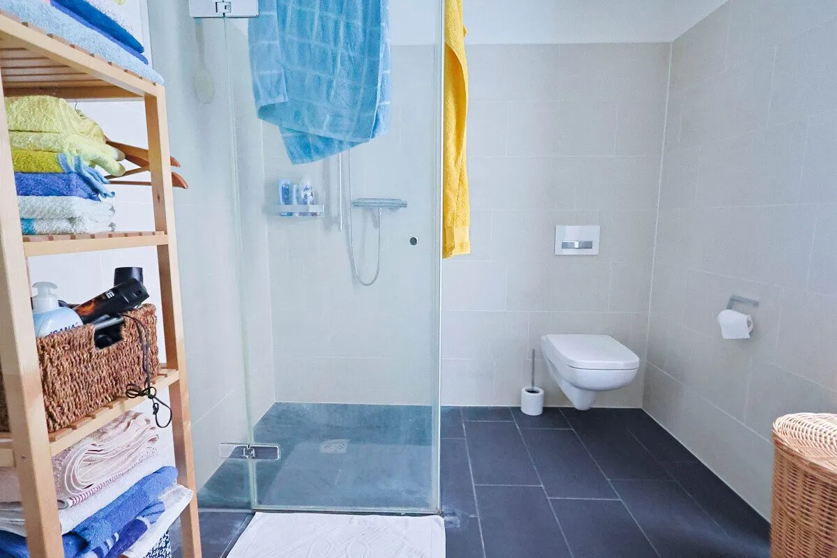 Immobilienangebot - Cloppenburg - Alle - Lichtdurchflutetes Wohnen mit Stil – Moderne 2-Zimmer-Wohnung mit Südbalkon und Tiefgarage