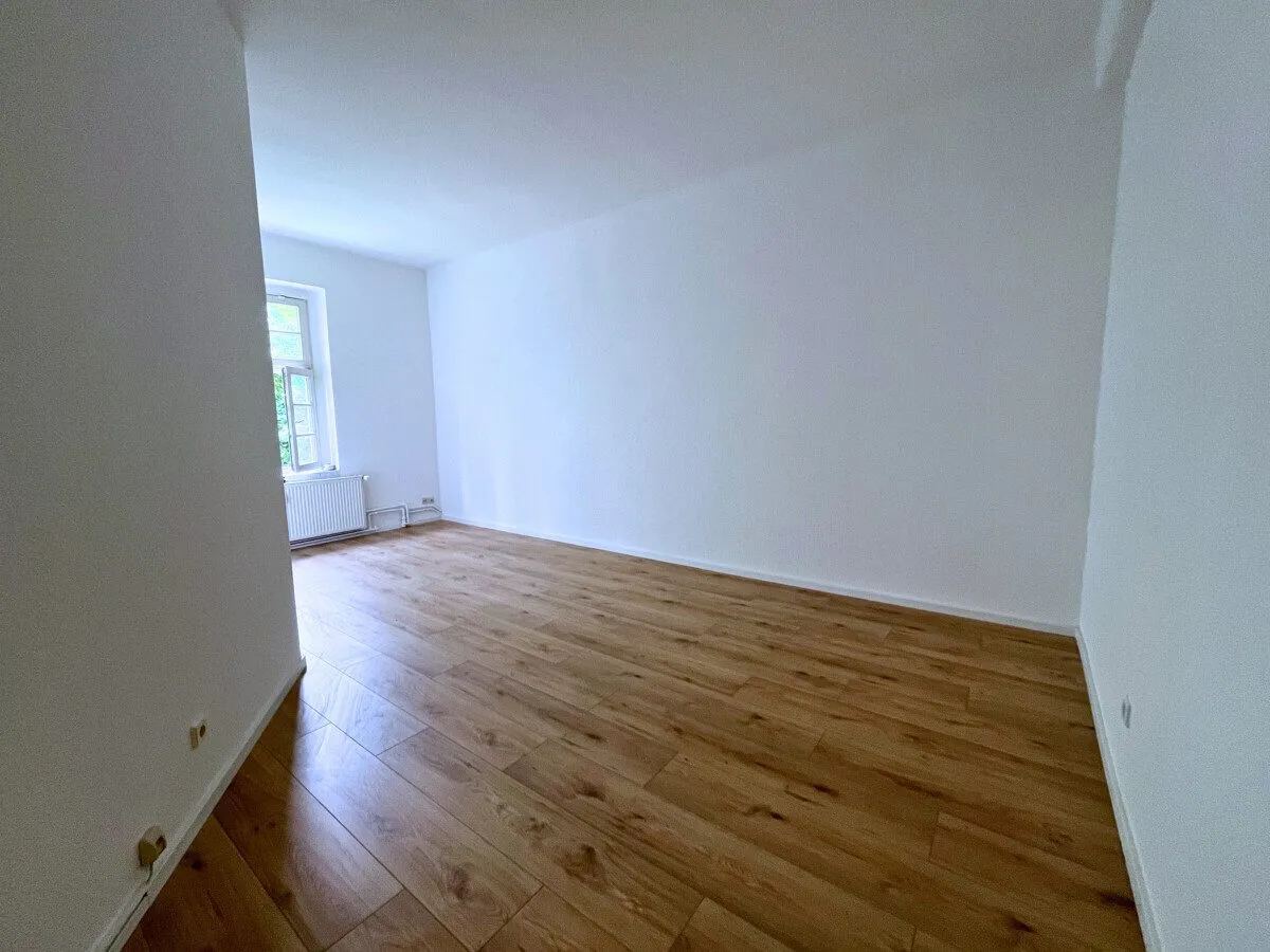Immobilienangebot - Oldenburg / Kreyenbrück - Alle - Großzügige 1-Zimmer-Wohnung in Oldenburg-Kreyenbrück