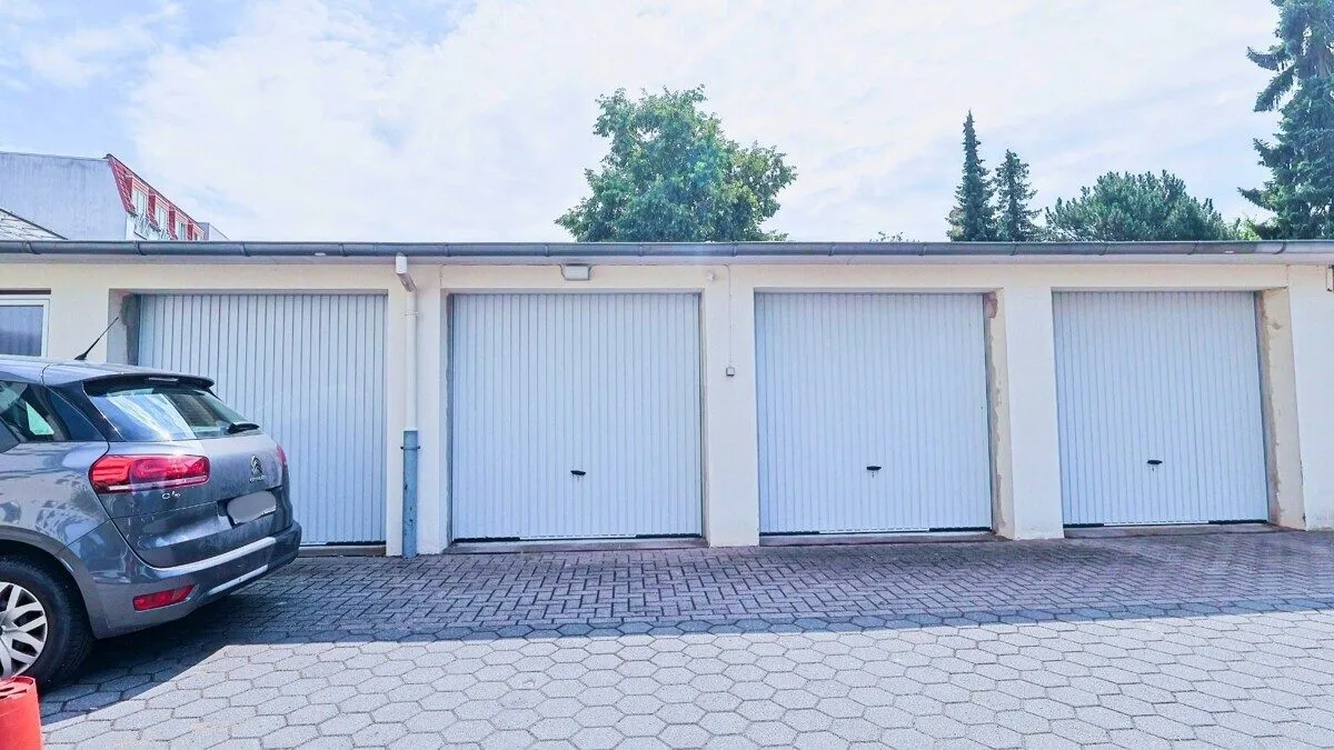 Immobilienangebot - Bremen - Gewerbeimmobilien - Attraktive Gewerbeimmobilie mit Wohnanteil in Bremen-Nord!