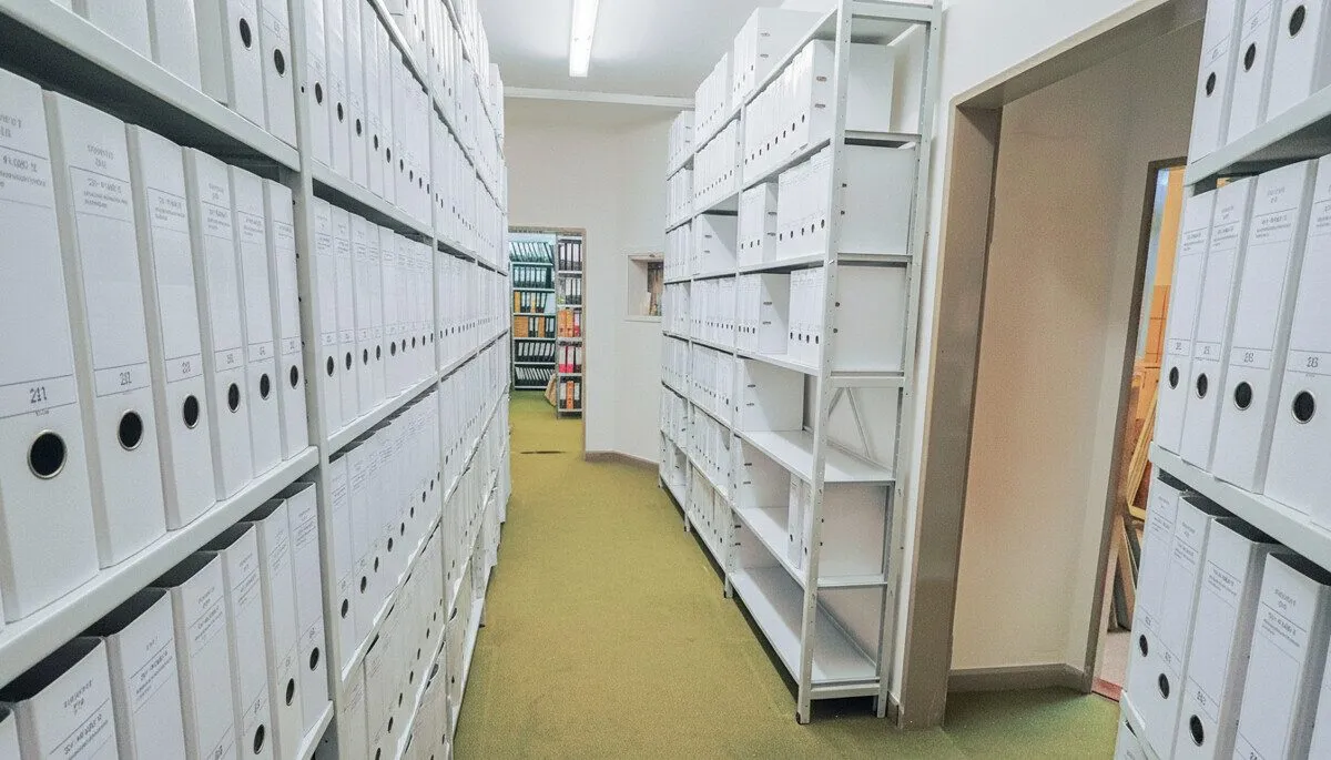Immobilienangebot - Bremen - Gewerbeimmobilien - Attraktive Gewerbeimmobilie mit Wohnanteil in Bremen-Nord!
