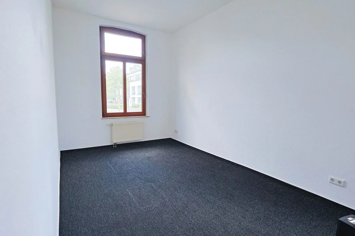 Immobilienangebot - Oldenburg - Alle - Repräsentatives Stadthaus im klassizistischen Stil mit drei Wohneinheiten