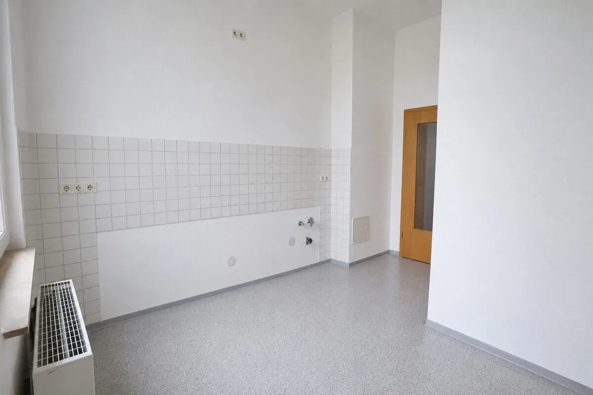 Immobilienangebot - Oldenburg - Alle - Repräsentatives Stadthaus im klassizistischen Stil mit drei Wohneinheiten