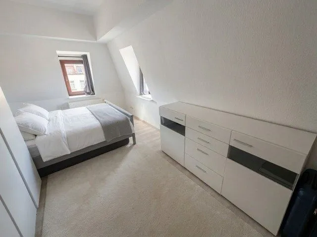 Immobilienangebot - Oldenburg - Alle - Repräsentatives Stadthaus im klassizistischen Stil mit drei Wohneinheiten