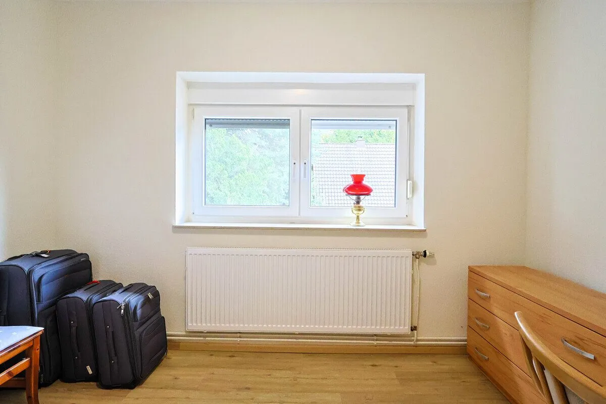 Immobilienangebot - Hatten-Sandkrug - Alle - Wo der Wald beginnt – großzügiges Wohnen mit Energieeffizienzklasse A+
