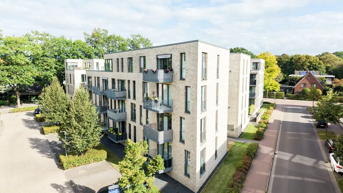 Immobilienangebot - Oldenburg - Alle - Großartige Chance für Eigennutzer: 3-Zimmer-Wohnung mit Dachterrasse