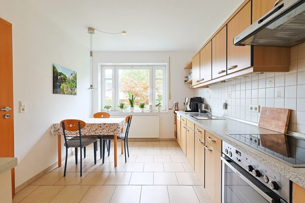 Immobilienangebot - Oldenburg - Alle - Familienfreundliche Doppelhaushälfte mit 4 Zimmern und Blick ins Grüne in Oldenburg-Etzhorn